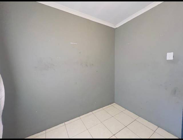 3 BEDROOM HOUSE FOR SALE IN PROTEA GLEN